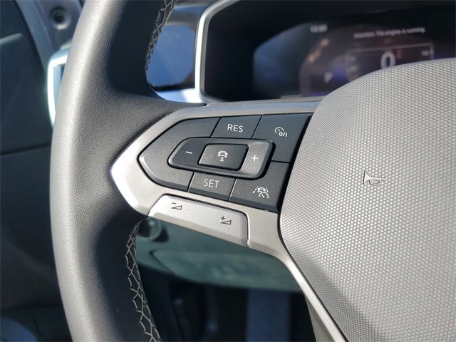 New 2026 Volkswagen Taos SE image 27