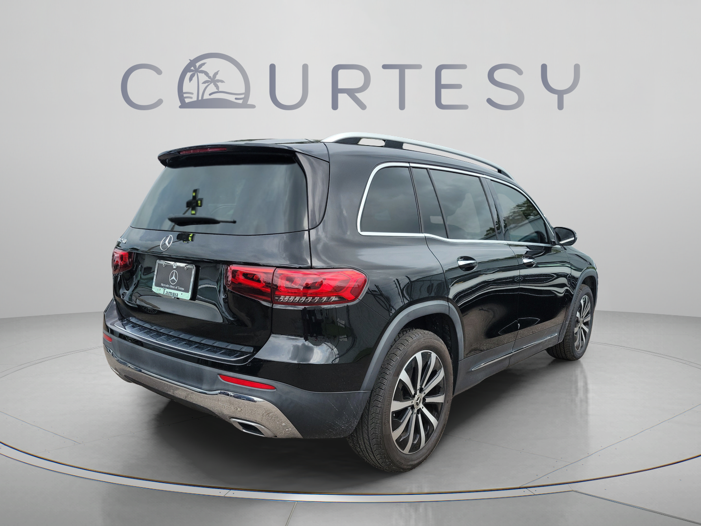 Certified 2022 Mercedes-Benz GLB 250 image 3