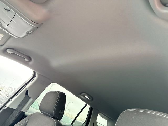 Used 2023 GMC Terrain SLE image 22