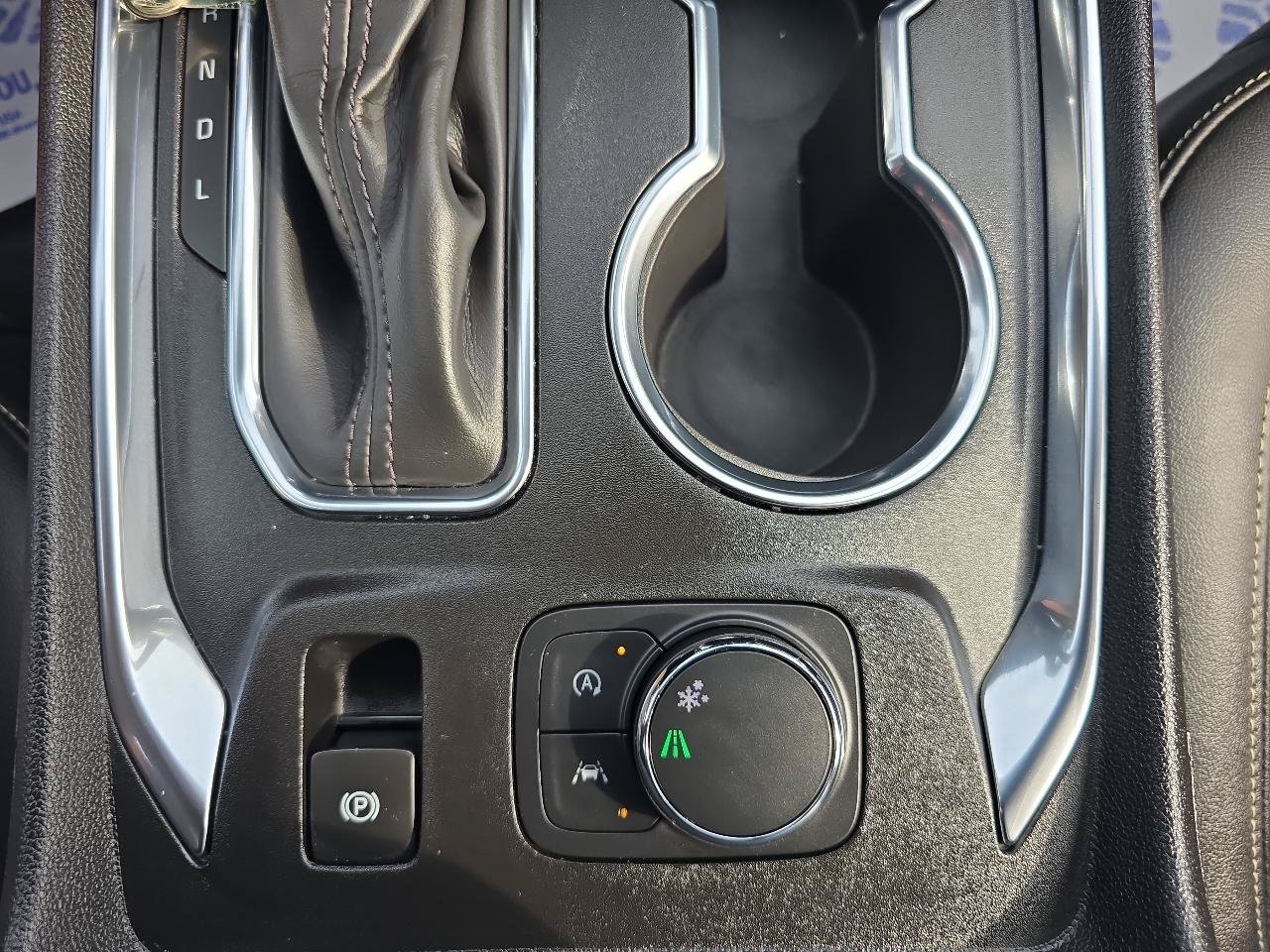 Used 2023 Chevrolet Traverse LT FWD image 36