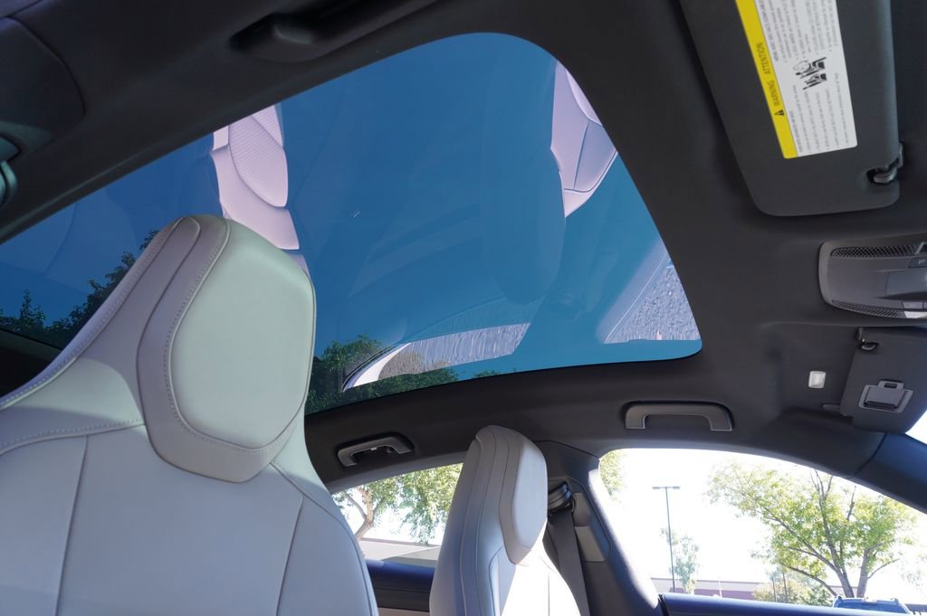 Used 2020 Porsche Taycan 4S image 13