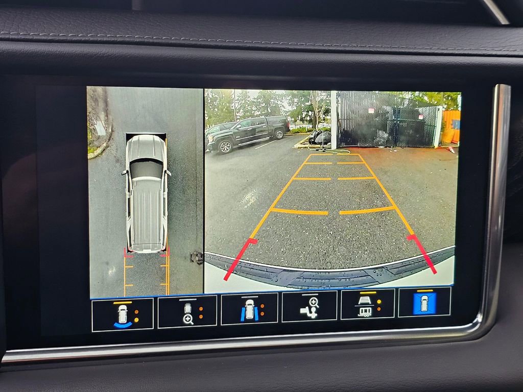 Used 2022 GMC Yukon XL Denali w/ Max Trailering Package image 32