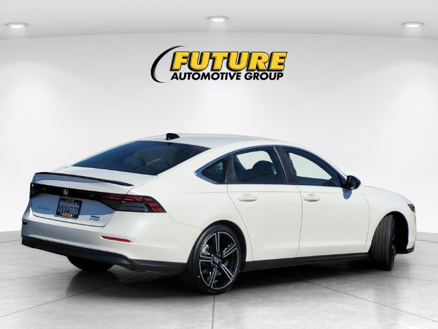 Used 2025 Honda Accord Sport image 4