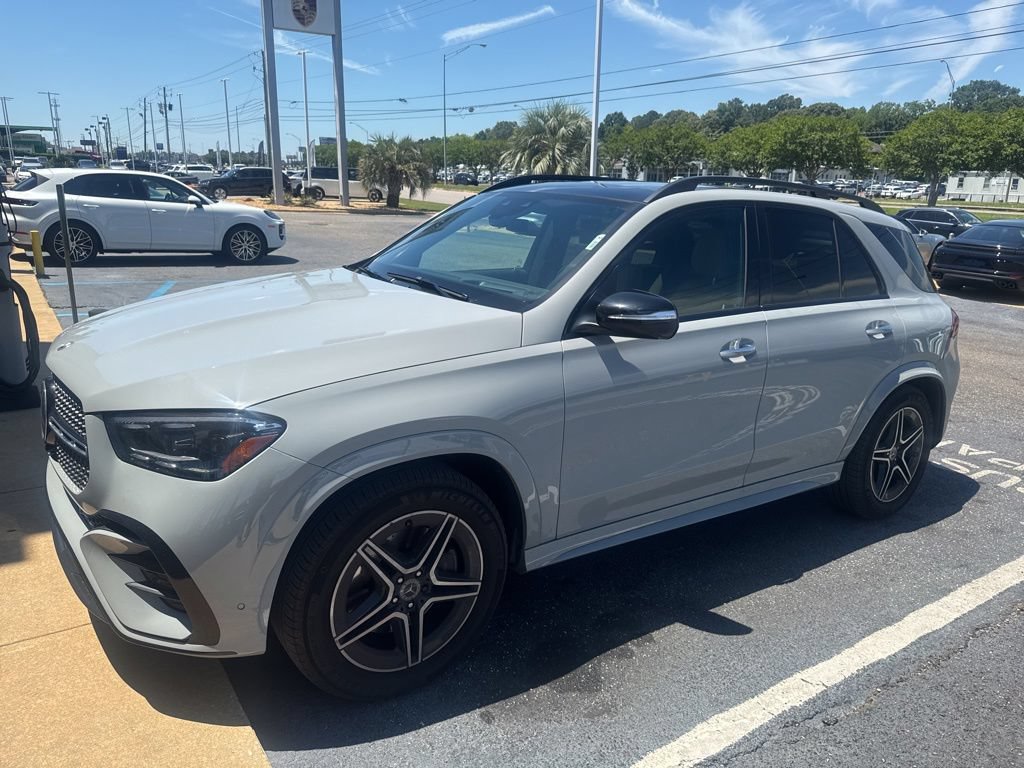 Used 2024 Mercedes-Benz GLE 350 4MATIC image 2
