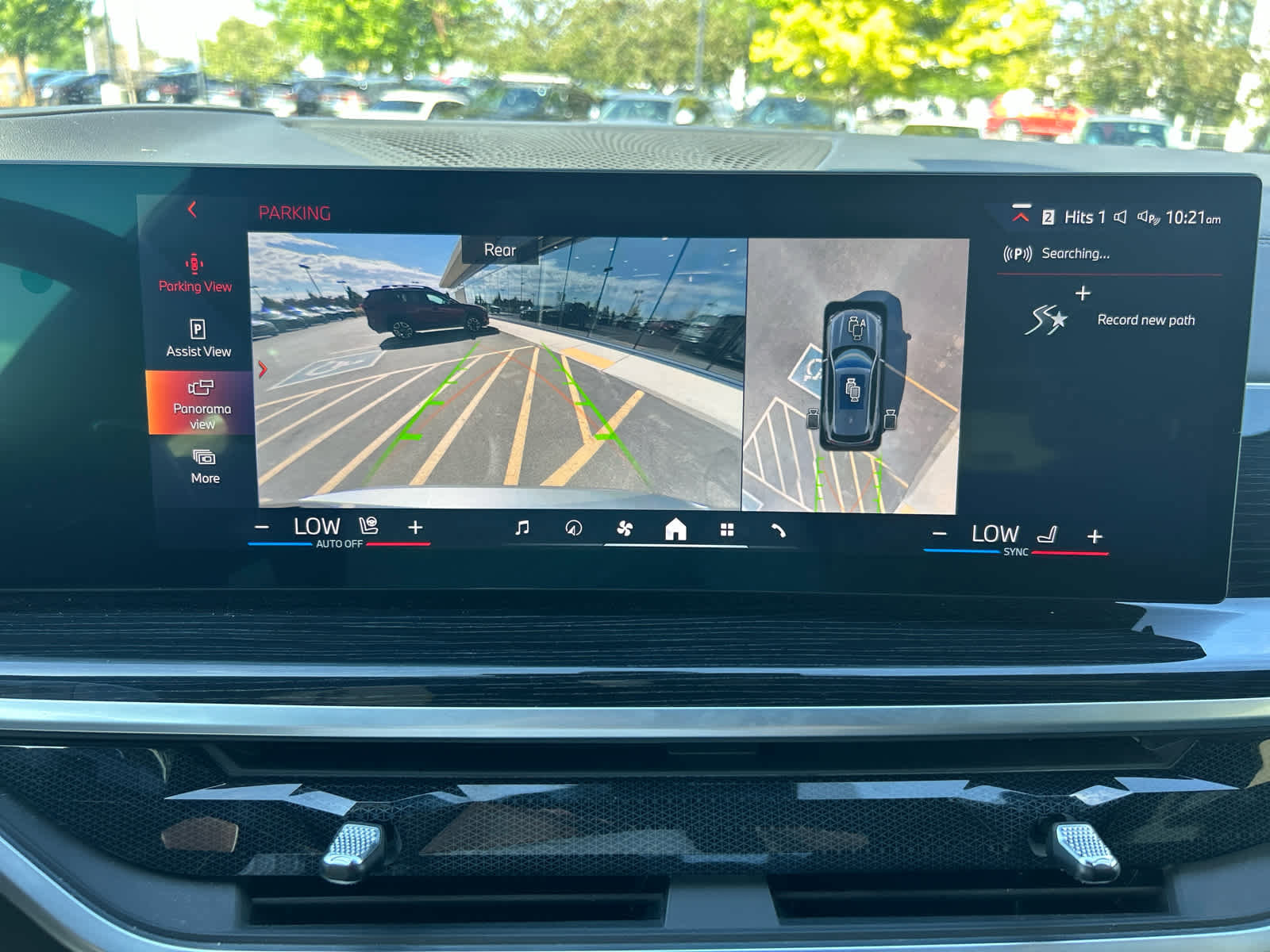 Used 2024 BMW X5 xDrive50e w/ M Sport Package image 30