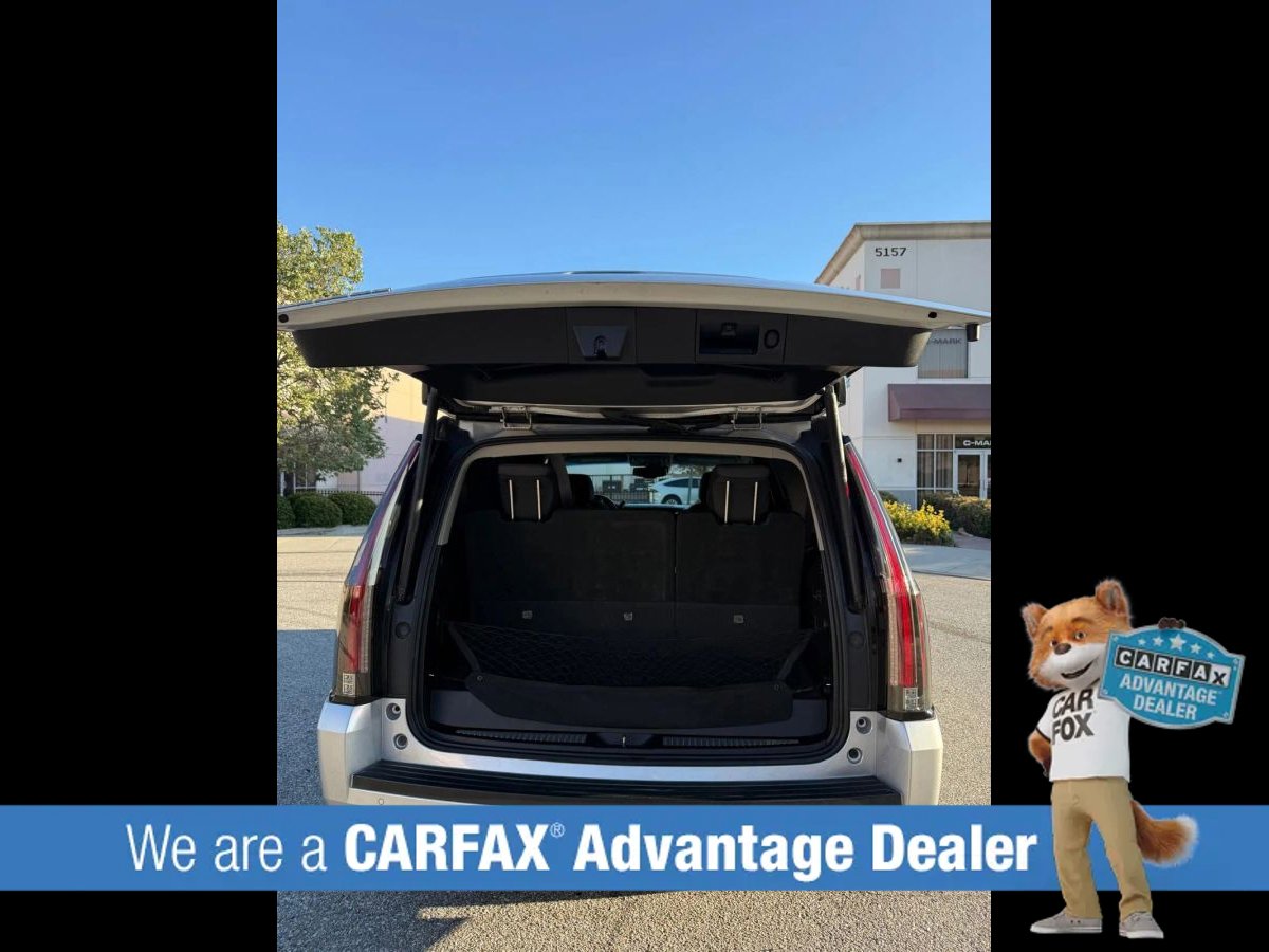 Used 2016 Cadillac Escalade Premium RWD image 16