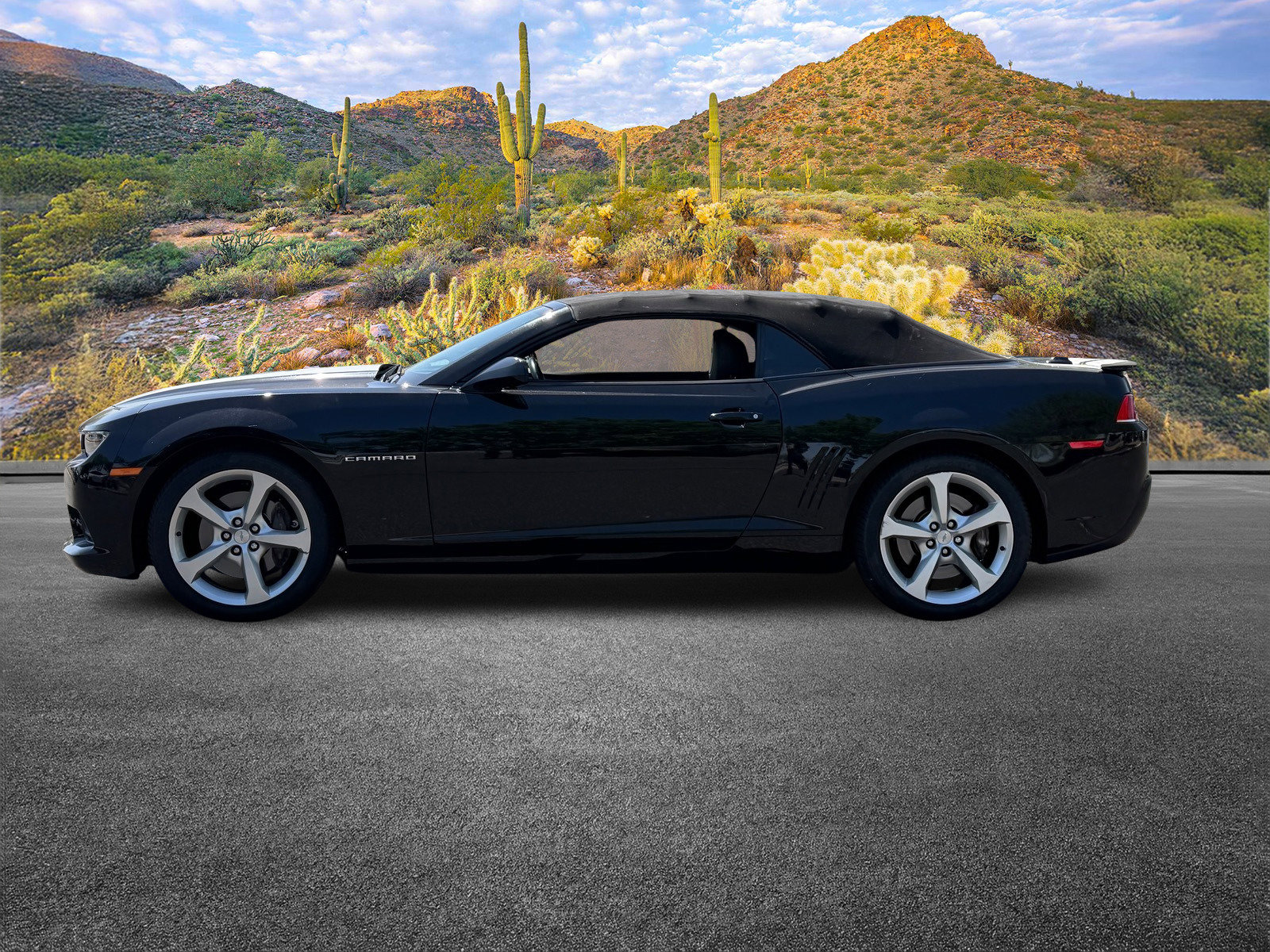 Used 2015 Chevrolet Camaro SS w/ RS Package RWD image 7