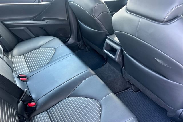 Used 2024 Toyota Camry SE image 17