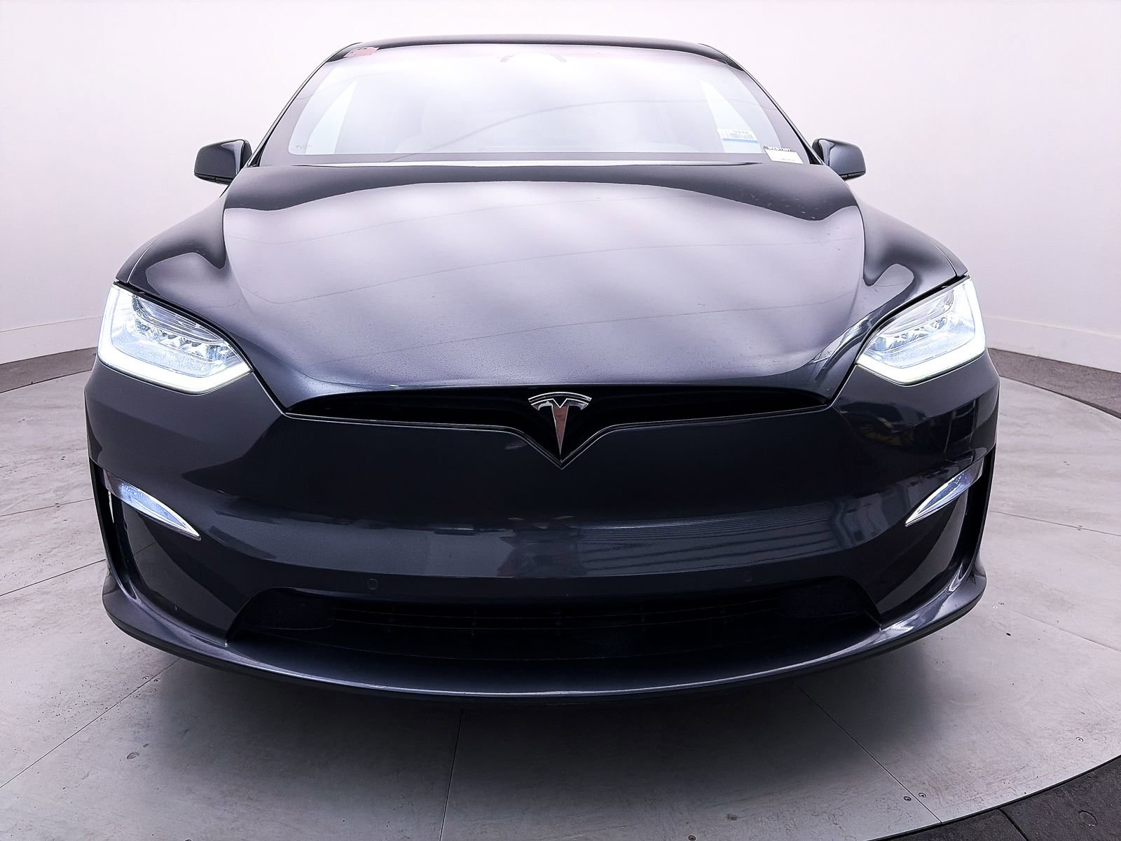 Used 2023 Tesla Model X image 10
