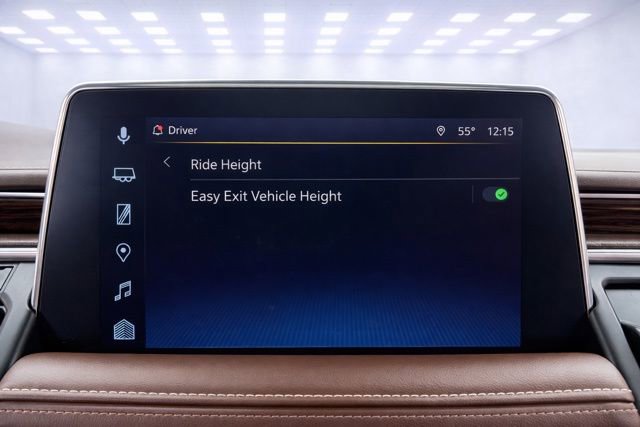 Used 2023 Chevrolet Tahoe High Country image 33