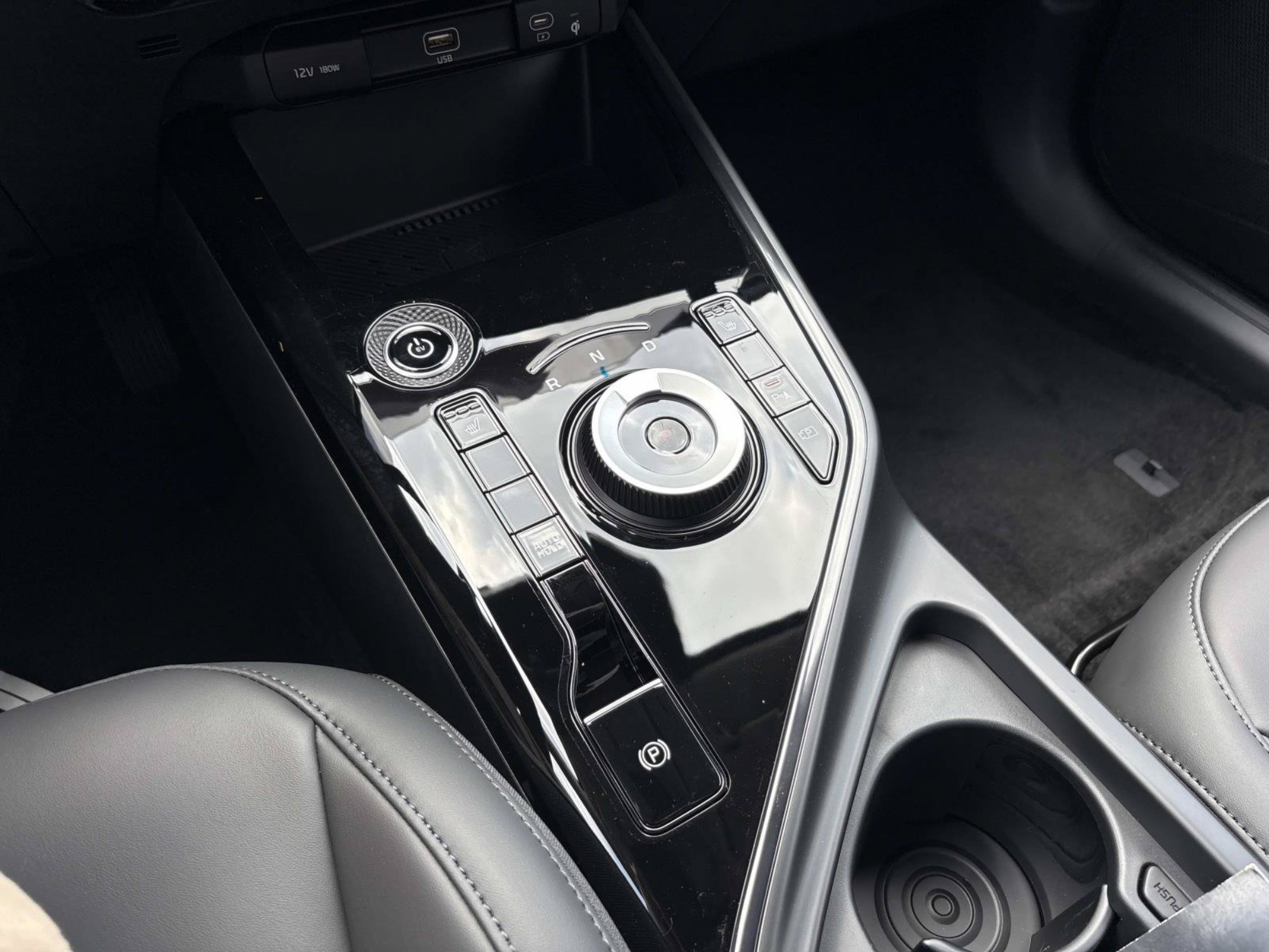 New 2026 Kia Niro Wind FWD image 32