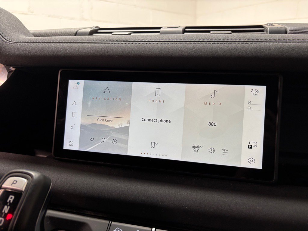 Used 2023 Land Rover Defender 110 X-Dynamic SE image 16