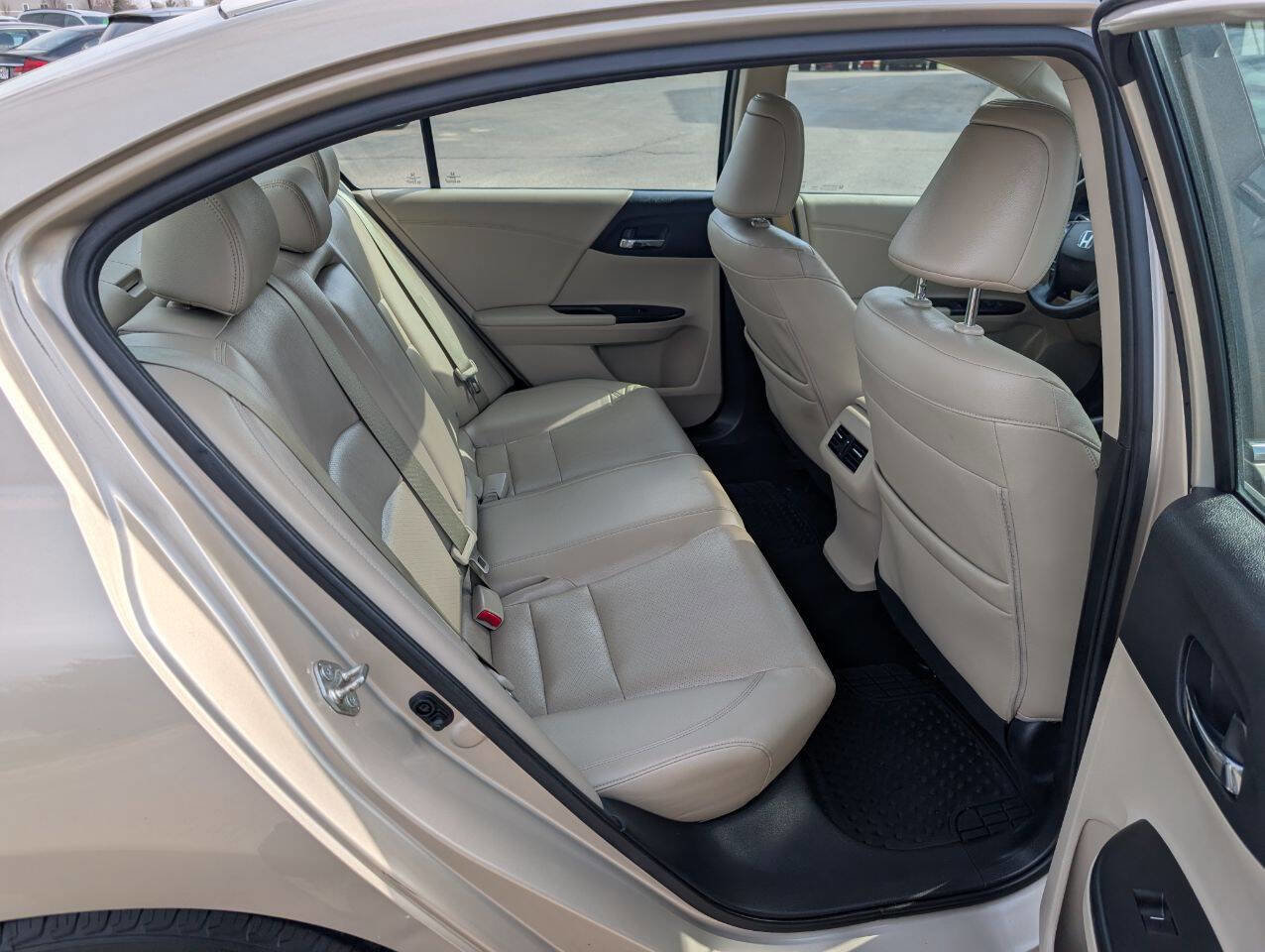 Used 2015 Honda Accord EX-L image 12
