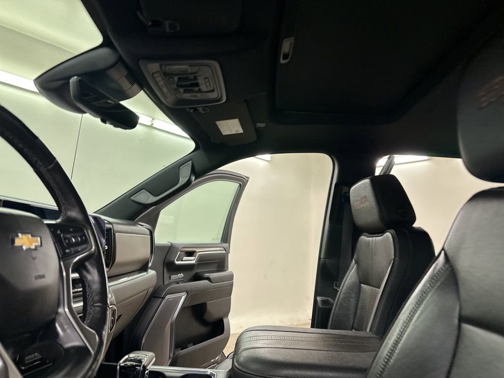 Certified 2024 Chevrolet Silverado 1500 High Country image 31
