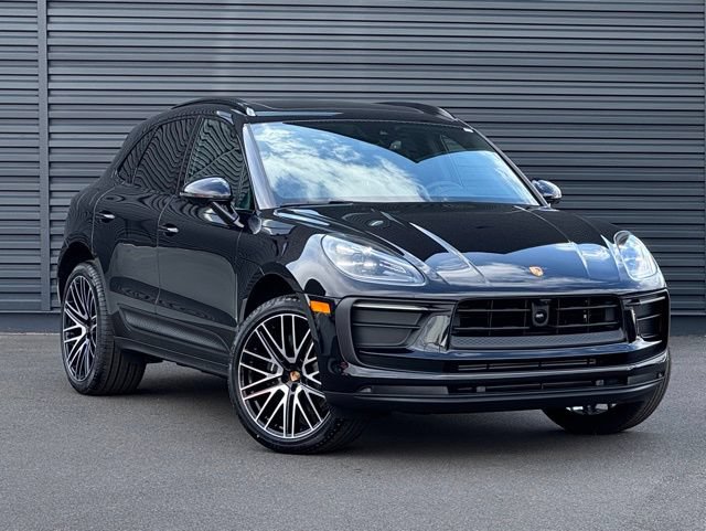 New 2026 Porsche Macan AWD/4WD image 9