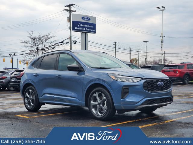 Used 2024 Ford Escape ST-Line w/ Tech Pack #1 FWD image 2