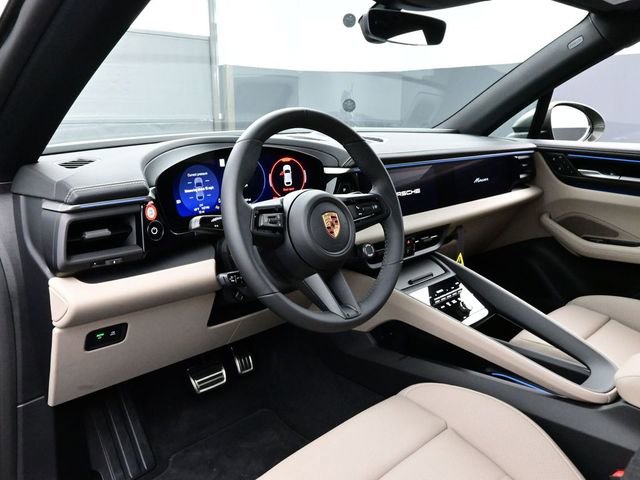 New 2025 Porsche Macan 4S Electric image 4