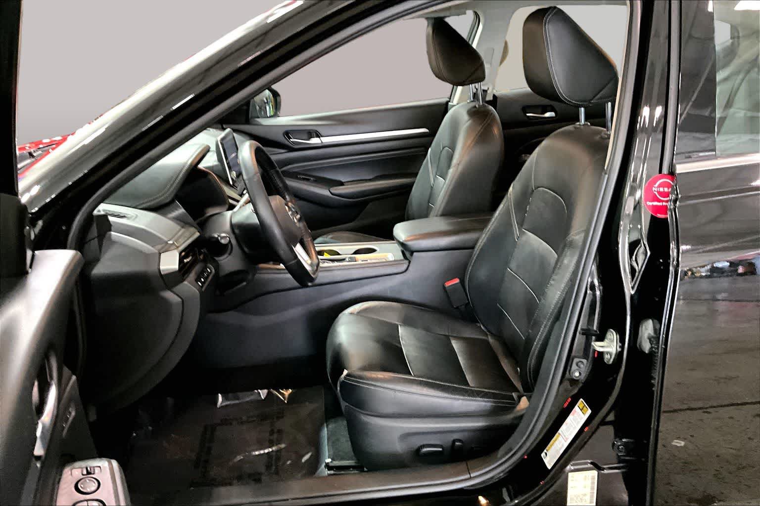 Used 2019 Nissan Altima 2.5 Platinum FWD image 9