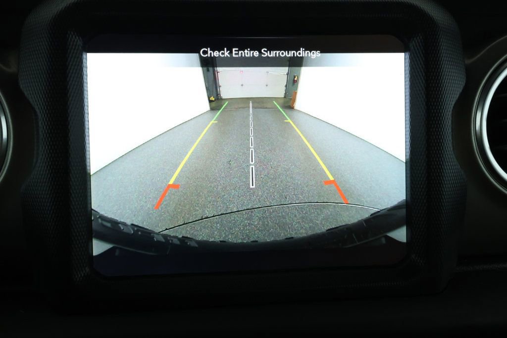 Used 2018 Jeep Wrangler Unlimited Rubicon image 16