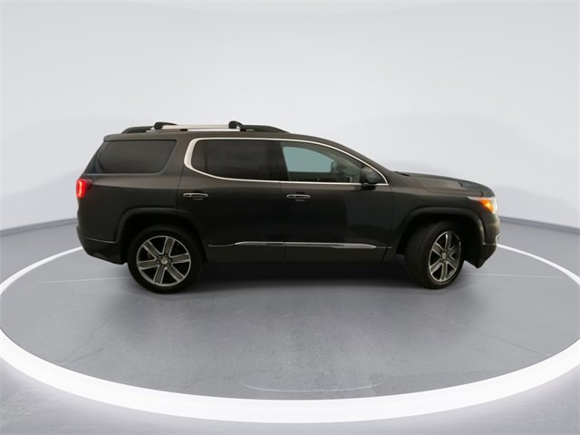Used 2017 GMC Acadia Denali w/ Technology Package image 5