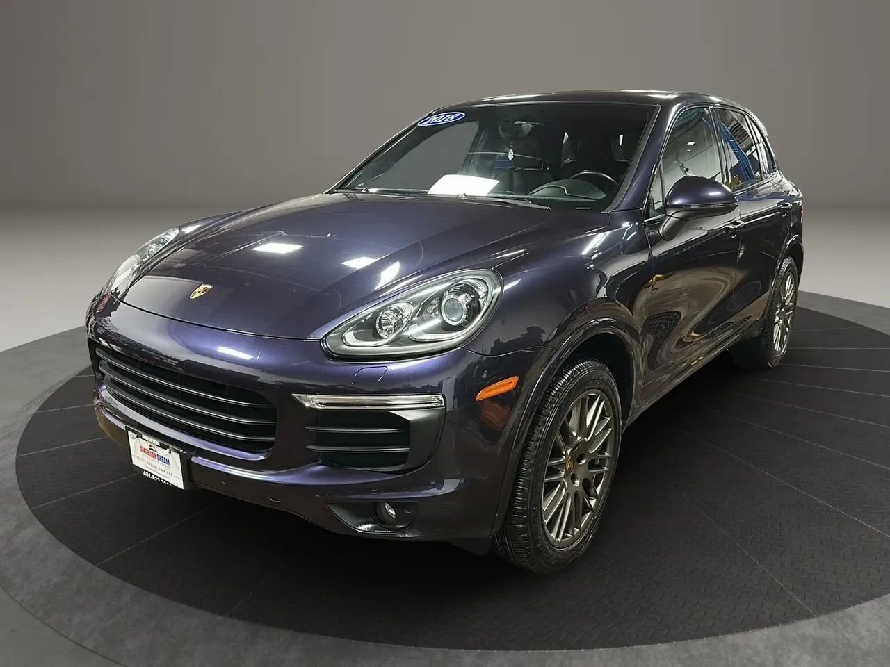 Used 2018 Porsche Cayenne Platinum Edition video 1