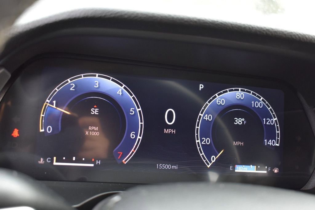 Used 2024 Jeep Grand Cherokee L Altitude image 13