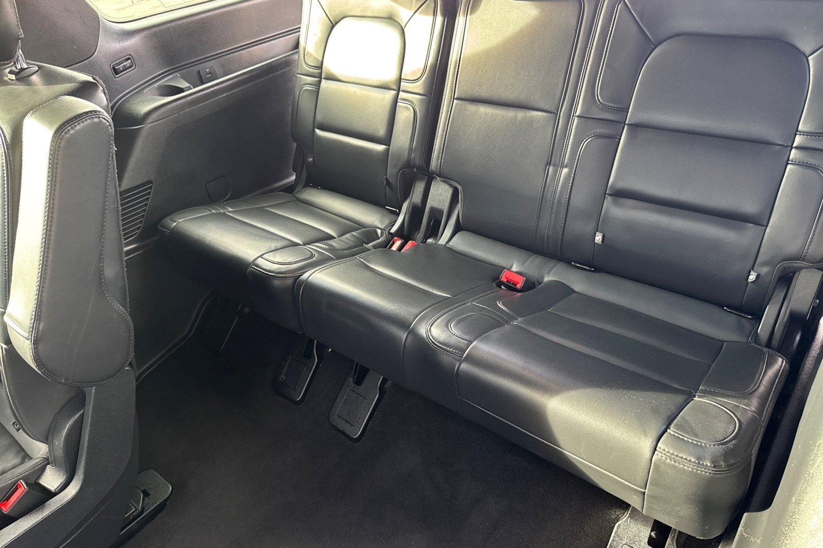 Used 2024 Lincoln Navigator Premiere image 14