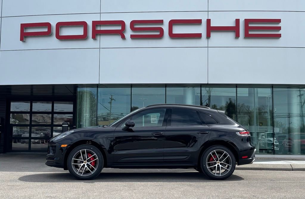 New 2026 Porsche Macan S AWD/4WD image 2