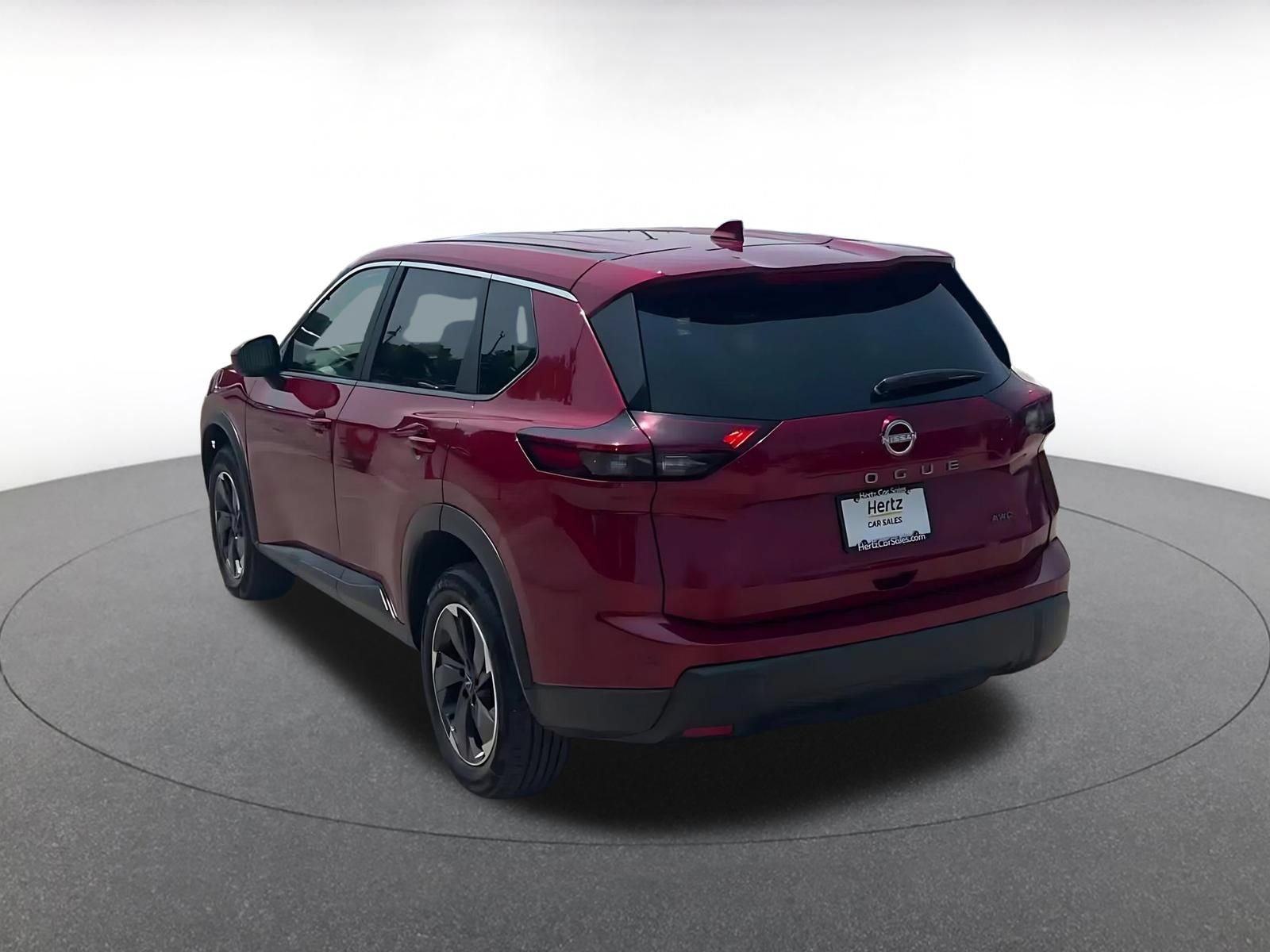 Used 2025 Nissan Rogue SV AWD/4WD image 9