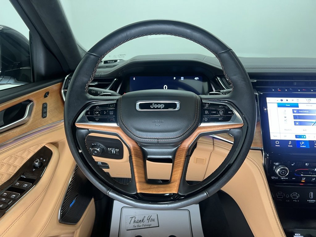 Used 2024 Jeep Grand Cherokee L Summit image 15