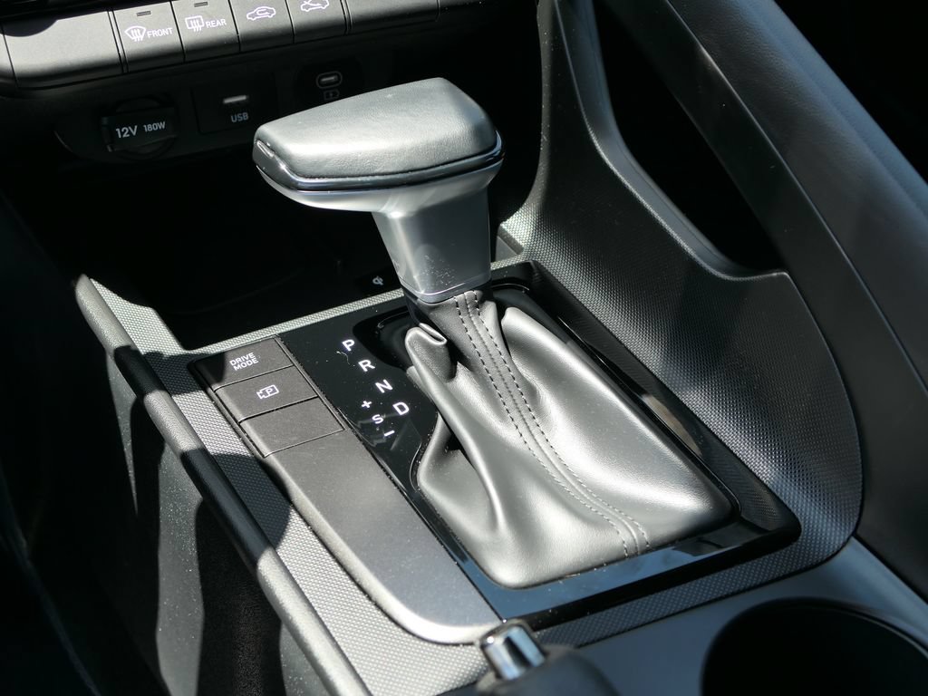 Certified 2025 Hyundai Elantra Sport FWD image 20