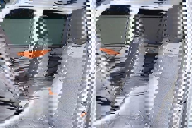 Used 2019 Cadillac Escalade ESV Premium Luxury image 18