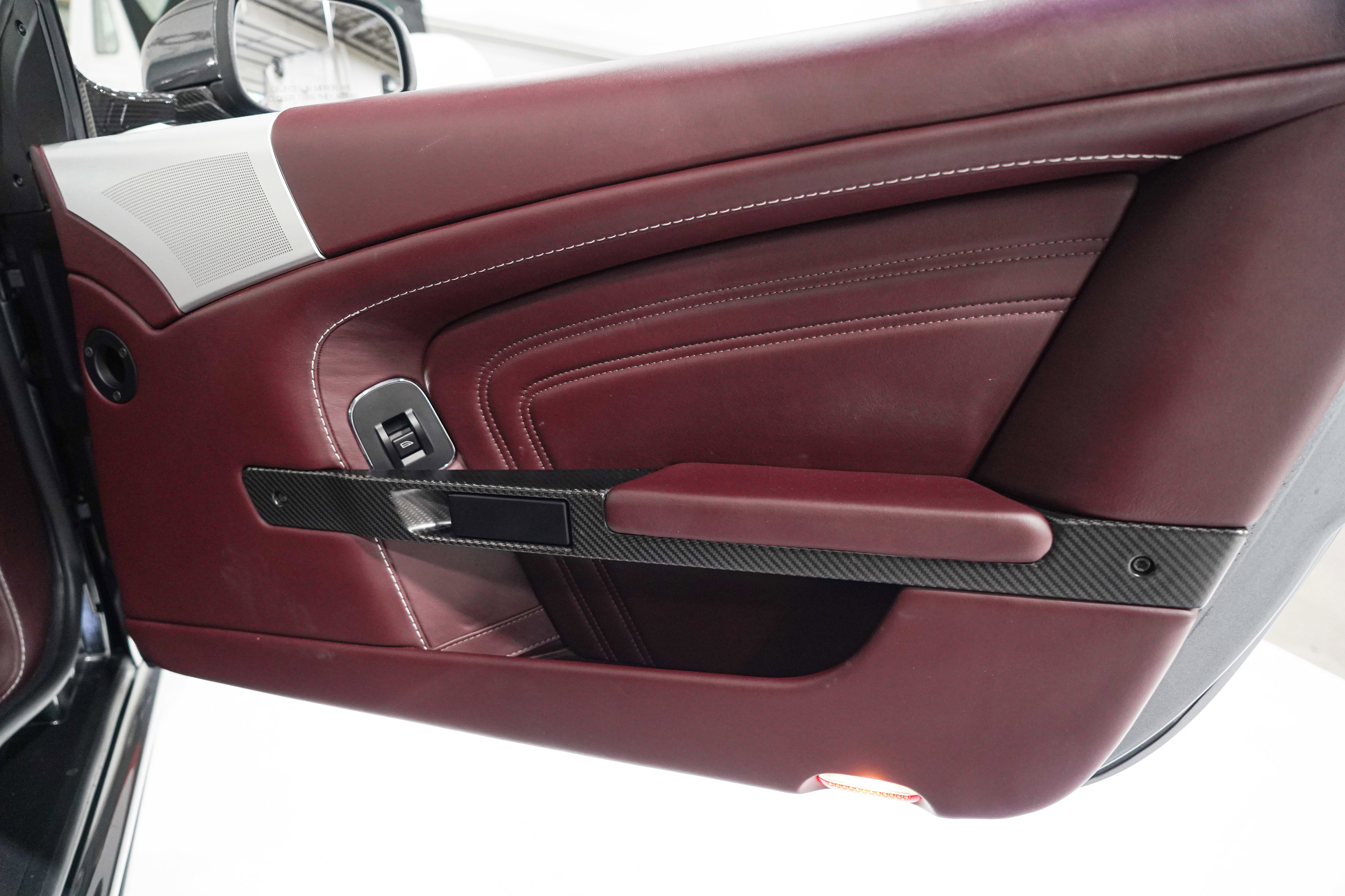 Used 2009 Aston Martin DBS Coupe RWD image 18