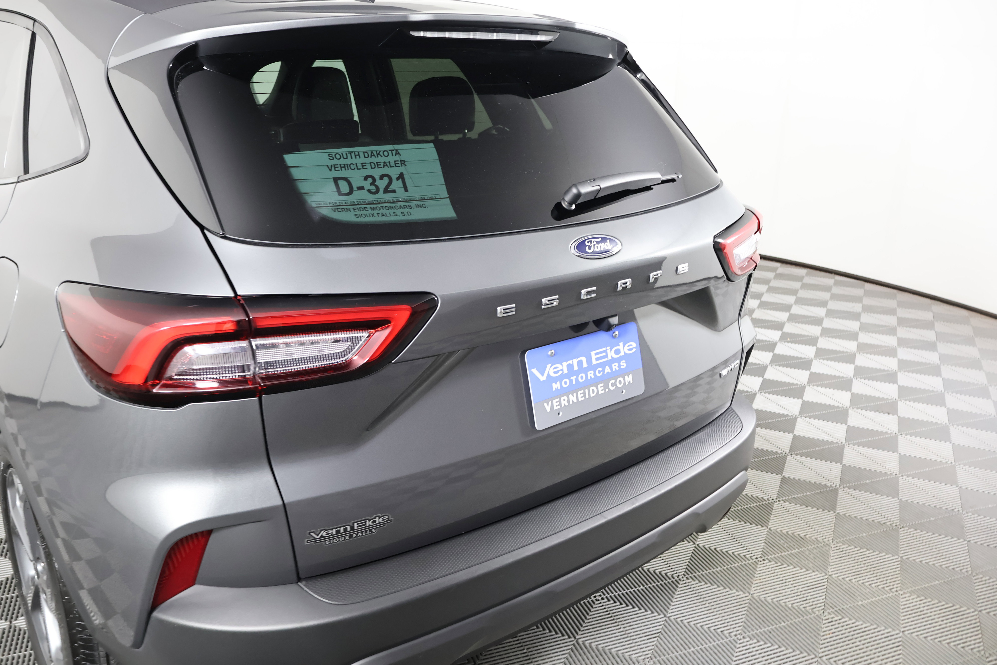 Used 2025 Ford Escape ST-Line Select image 15