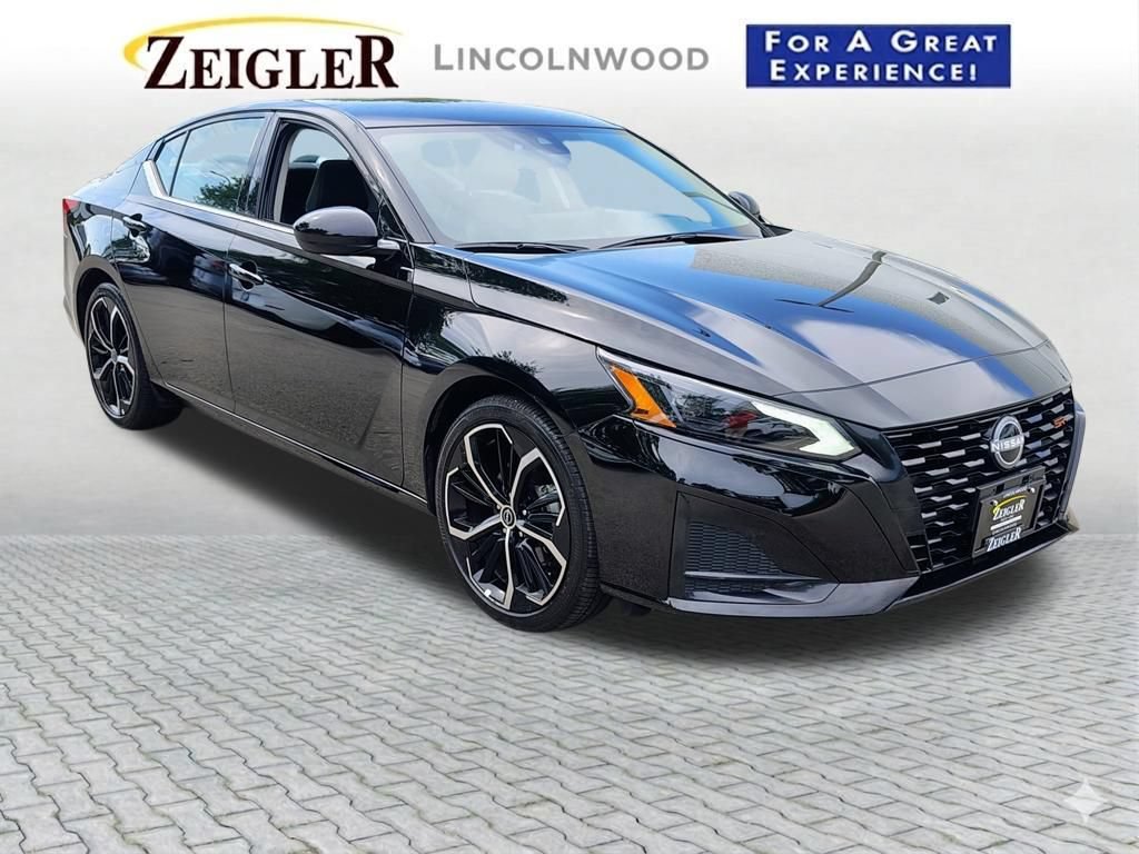 Used 2026 Nissan Altima 2.5 SR FWD image 3