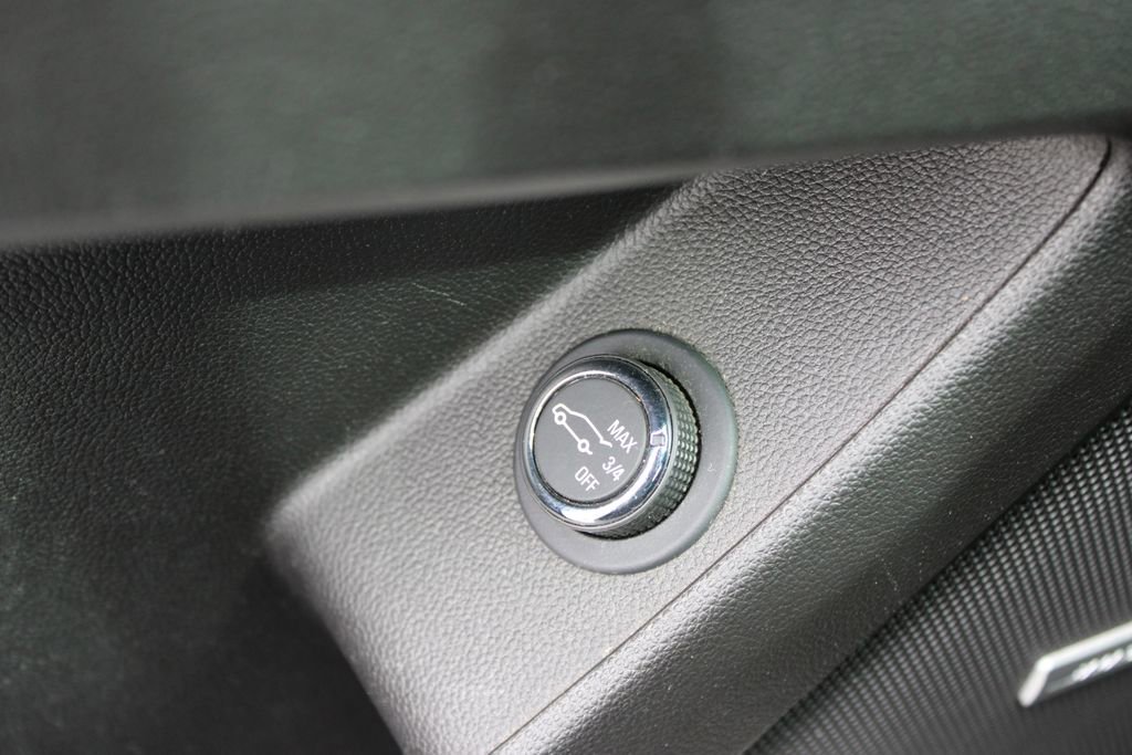 Used 2023 Chevrolet Traverse Premier image 43