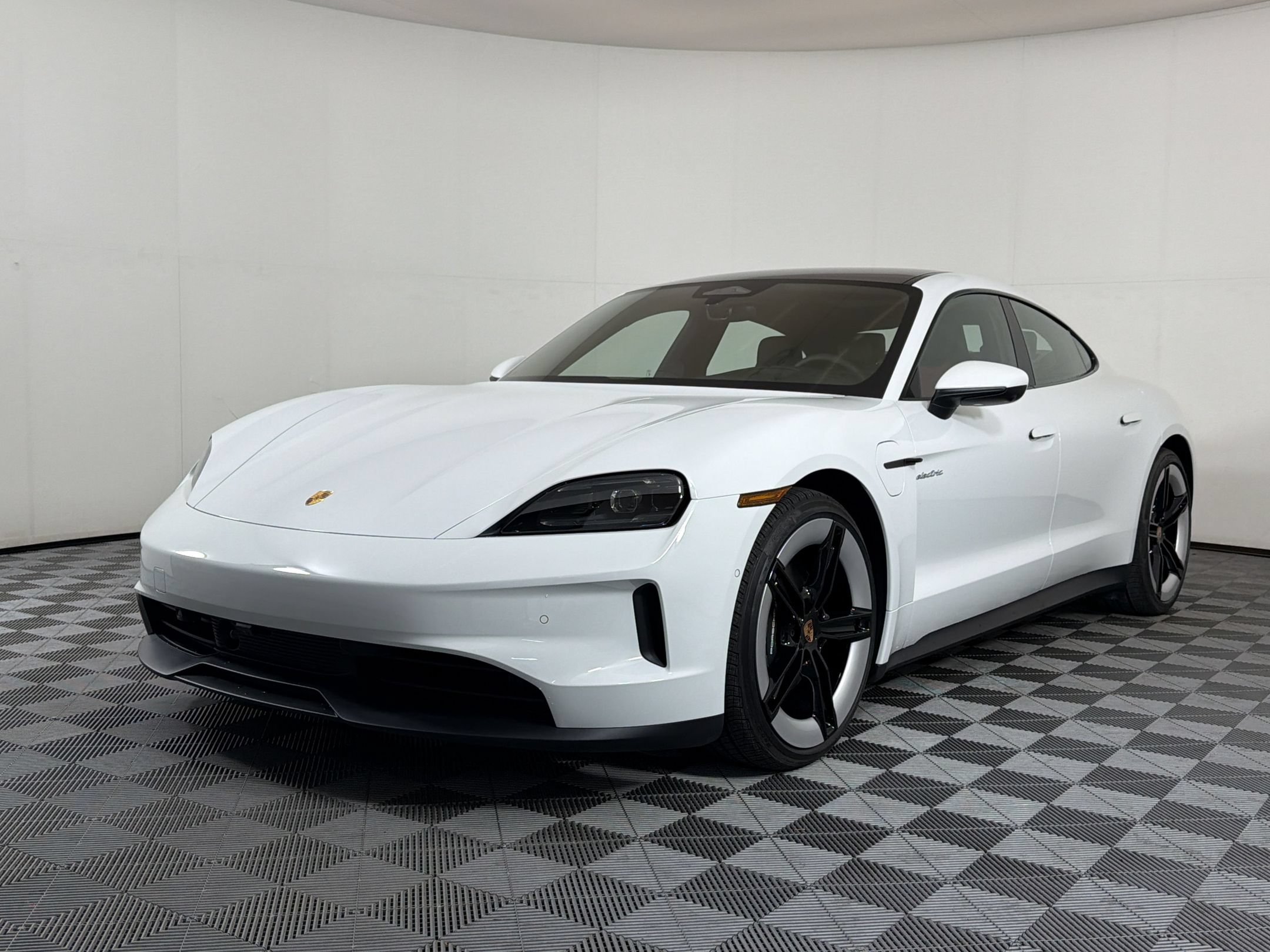 New 2026 Porsche Taycan AWD/4WD image 1