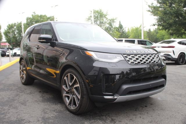 New 2025 Land Rover Discovery S image 9
