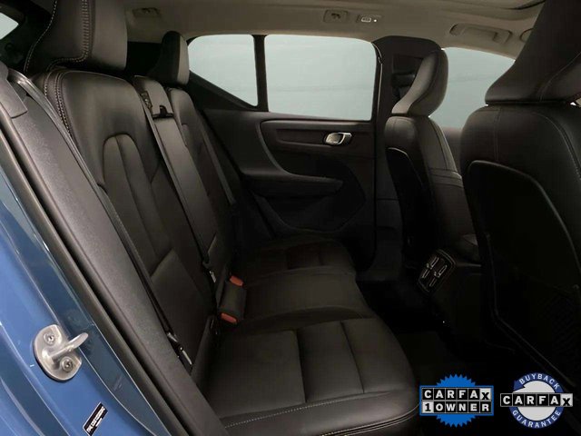 Used 2025 Volvo XC40 B5 Plus image 79