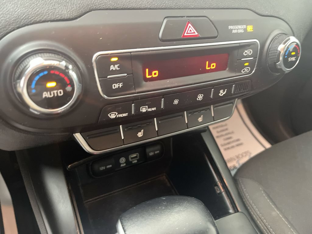 Used 2020 Kia Sorento LX w/ LX I4 Convenience Package FWD image 22