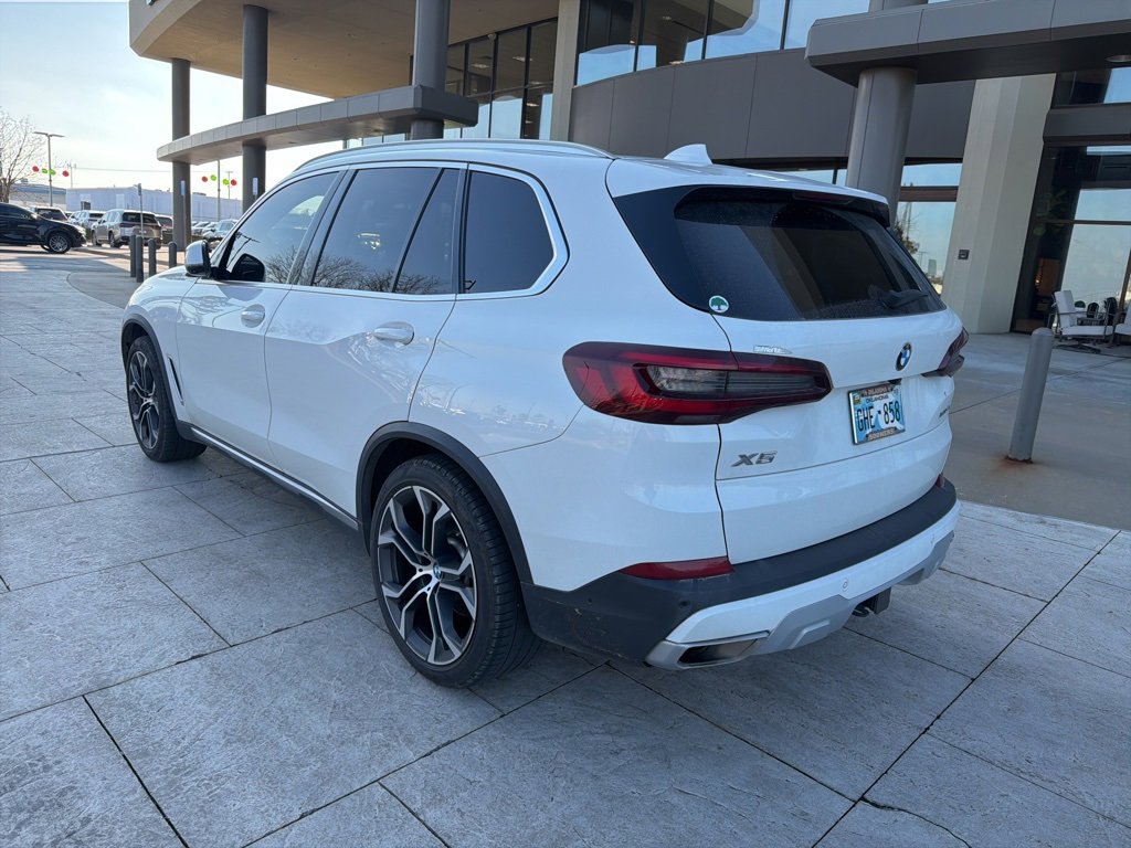 Used 2023 BMW X5 xDrive40i w/ Executive Package image 4