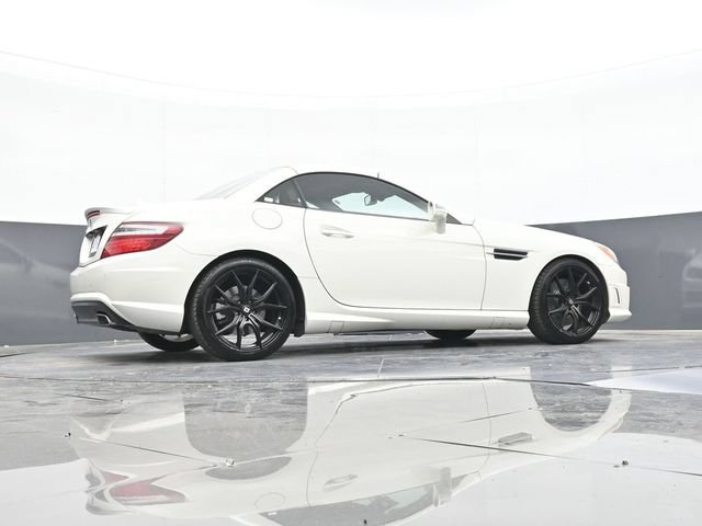 Used 2013 Mercedes-Benz SLK 350 image 45