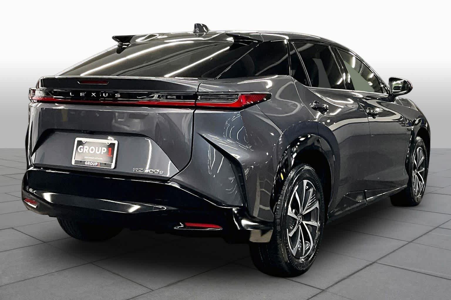 Used 2024 Lexus RZ 300e Premium FWD image 13