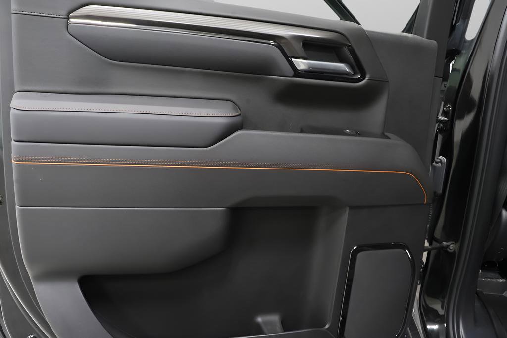 Used 2025 GMC Sierra 1500 AT4 w/ Technology Package image 25