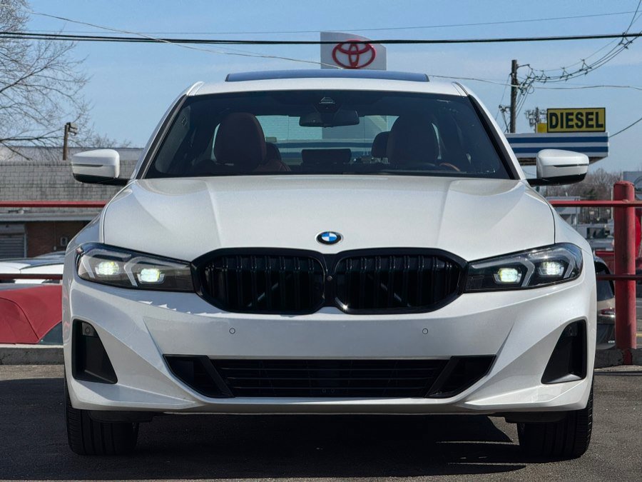 Used 2023 BMW 330i xDrive Sedan w/ Premium Package AWD/4WD image 2
