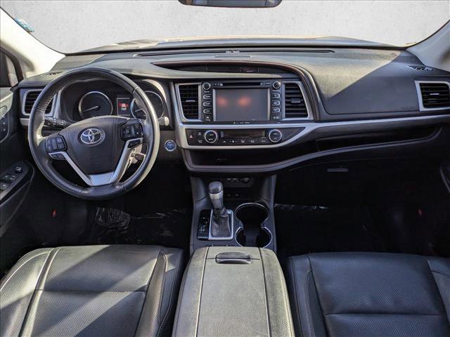Used 2019 Toyota Highlander Limited image 18