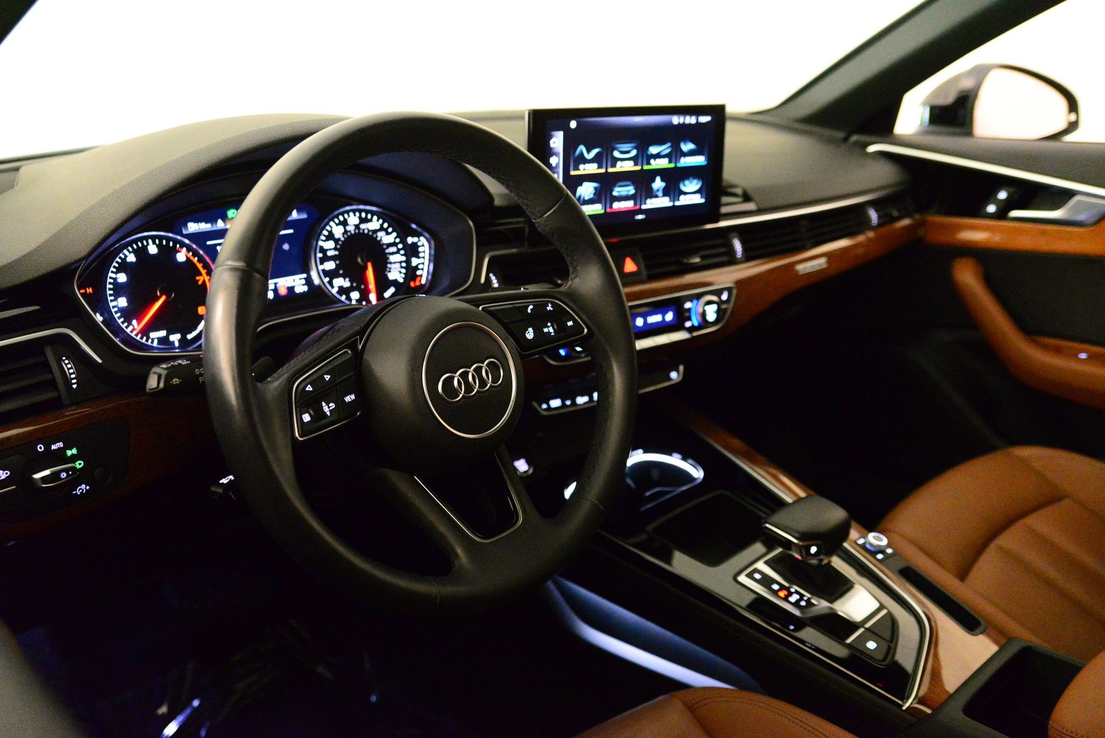 Certified 2023 Audi A4 2.0T Premium w/ Convenience Package image 32