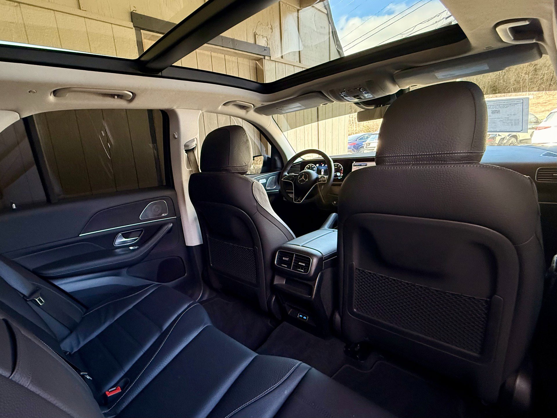 Used 2025 Mercedes-Benz GLE 580 4MATIC image 26