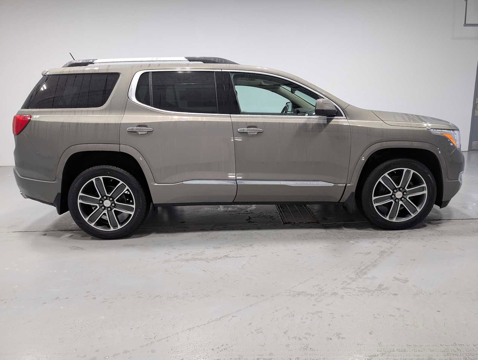 Used 2019 GMC Acadia Denali w/ Technology Package image 7