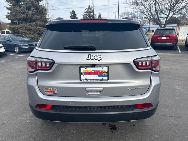 Used 2023 Jeep Compass Limited w/ Sun and Sound Group image 4